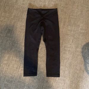 cropped lululemon leggings